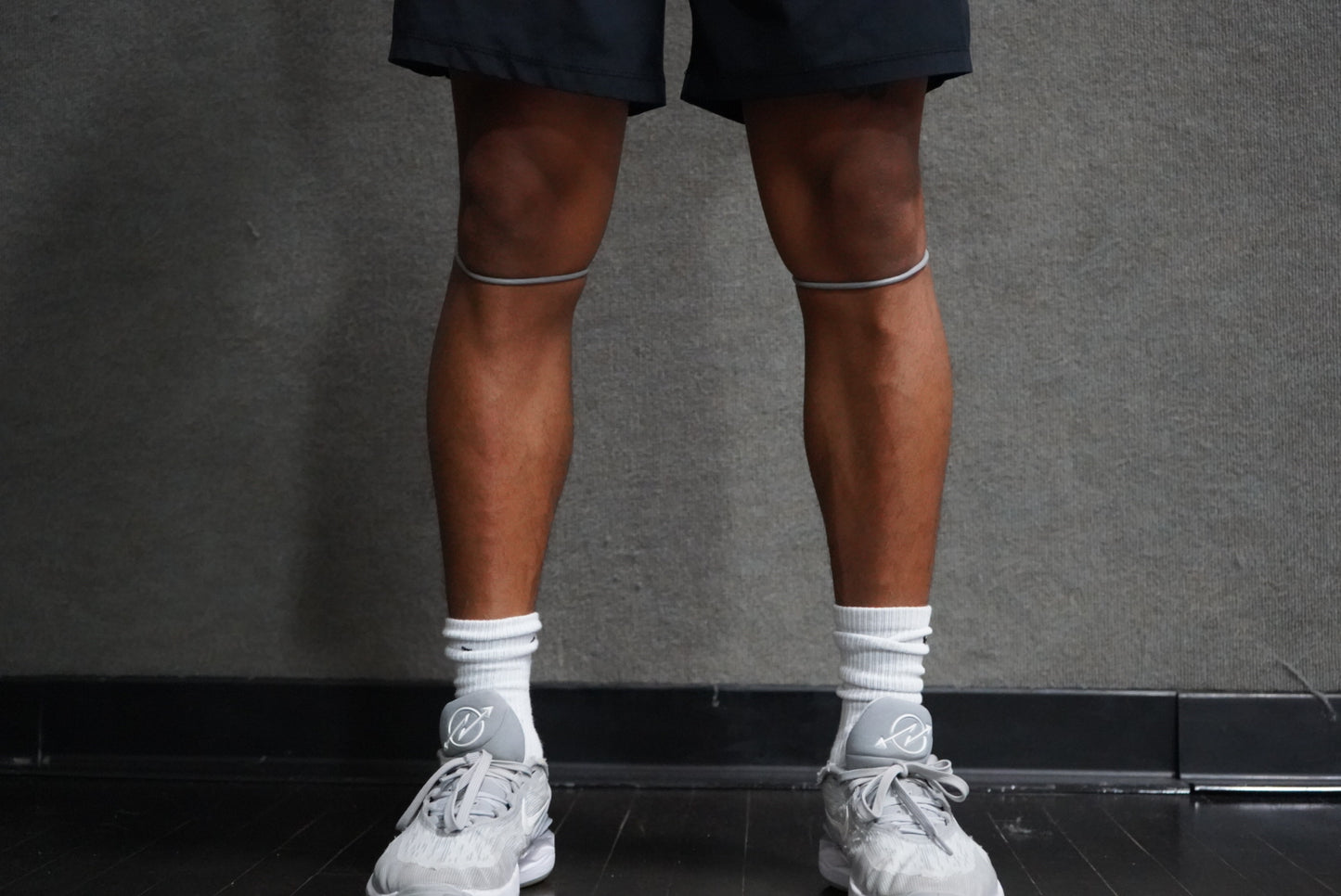 Gray Patella Knee bands (2pcs)